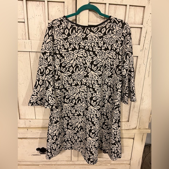 Madison dress - Picture 1 of 6